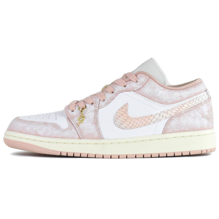 Jordan Jordan Air Jordan 1 Low top Skateboard Shoes Women's Pink