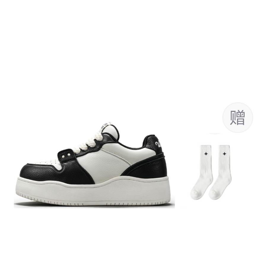 WANDER AROUND Thermal Slip Resistant And Abrasion Resistant Low top Skateboard Shoes Women's Black White