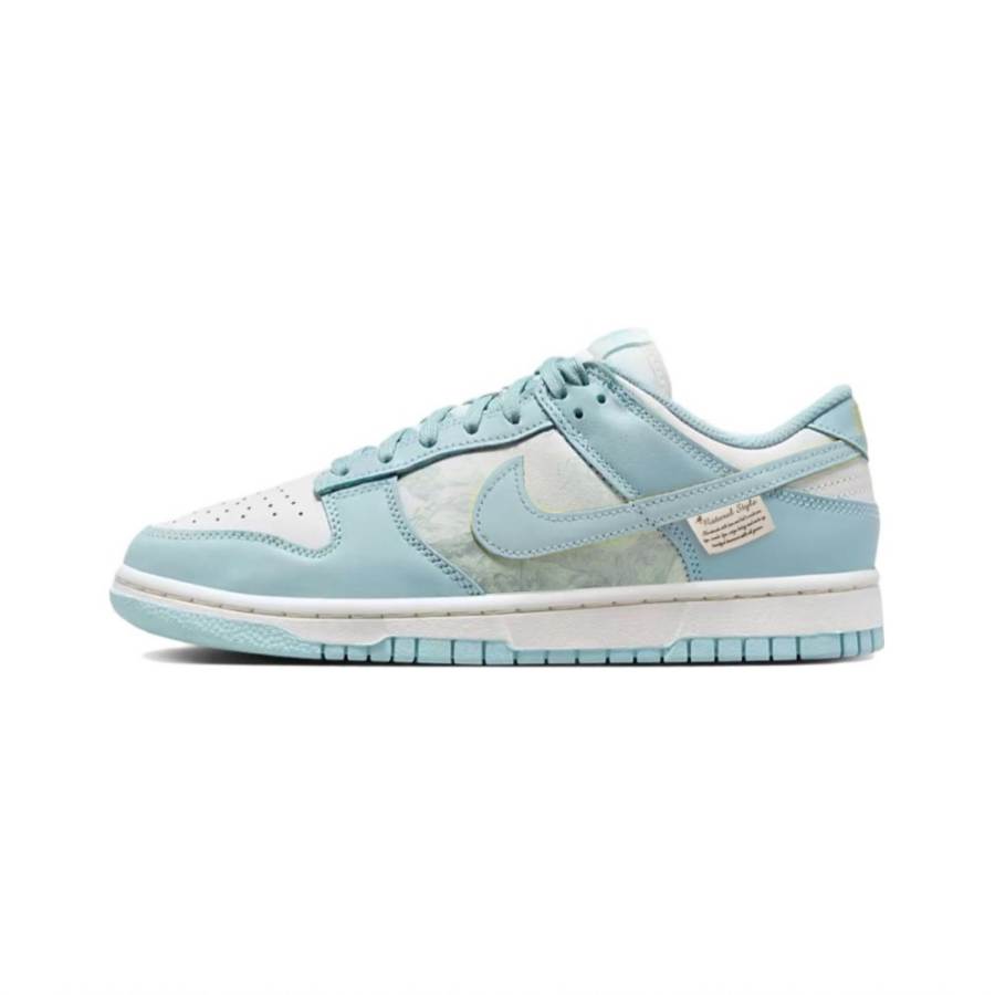 Nike Nike Dunk Low 'Ocean Bliss' Leather Low top Skateboard Shoes Women's White Blue