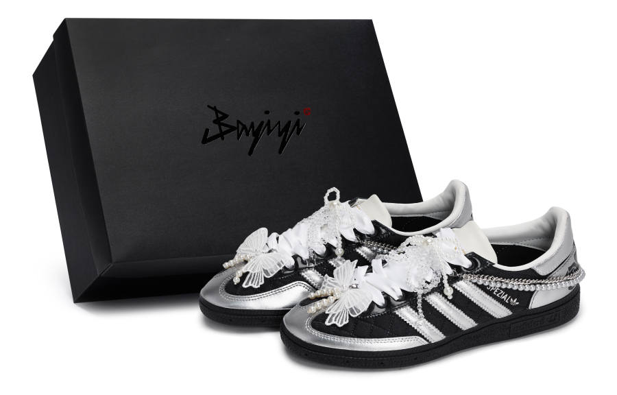 Adidas Originals HANDBALL SPEZIAL 811 Manufacturing, Silver Feather Star, Special Shoe Box Low top Skateboard Shoes