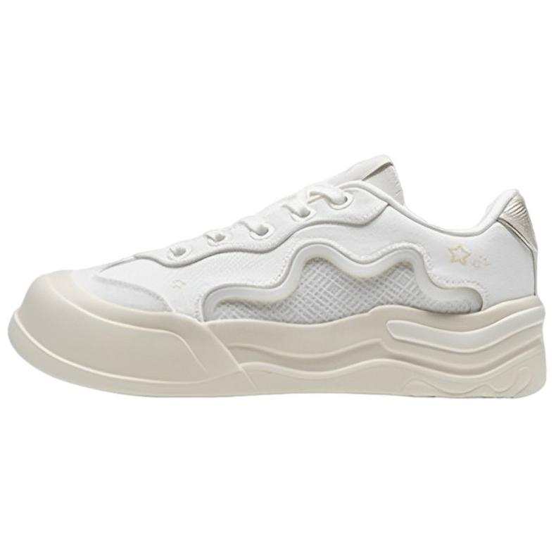XTEP Bubble Gum Canvas Abrasion Resistant Low top Skateboard Shoes Women's White