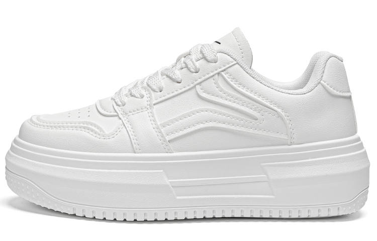 WARRIOR Warrior Low top Skateboard Shoes Women's White