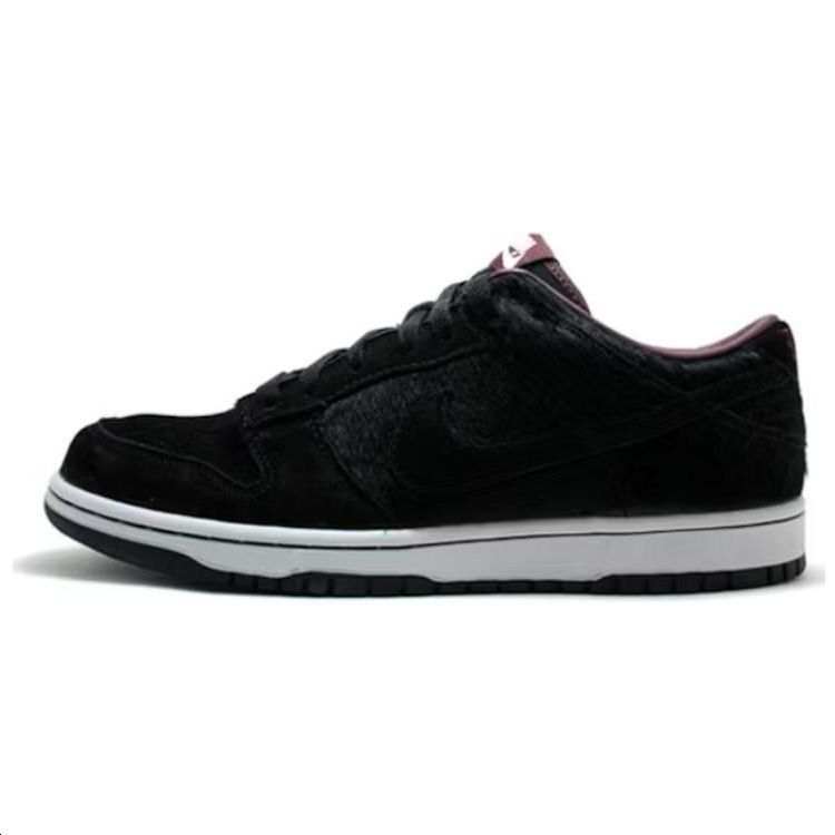 Nike Nike Dunk Cushioning Abrasion Resistant Cushioning, Wear Resistant Low top Skateboard Shoes Women's Black