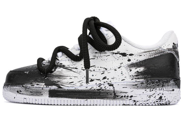 Nike Nike Air Force 1 Slip Resistant Lightweight Non slip Lightweight Low top Skateboard Shoes Unisex Black White