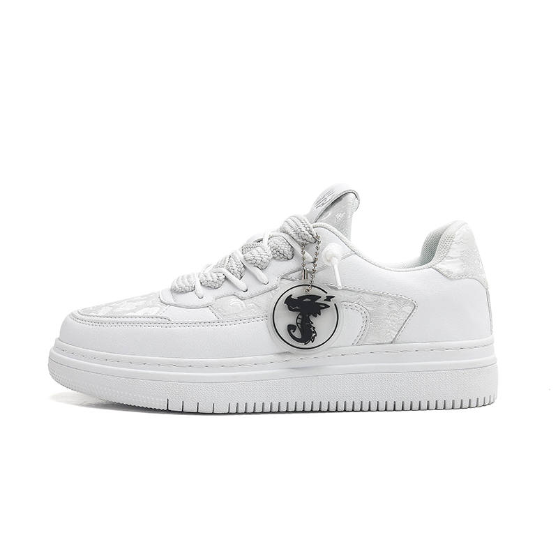 Jifffly Slip Resistant Abrasion Resistant Low top Skateboard Shoes Unisex White Silk