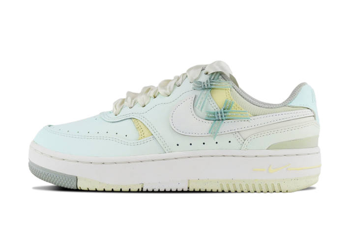 Nike Nike Gamma Force Smart Fruit, Fresh Mint Low top Skateboard Shoes Women's Green