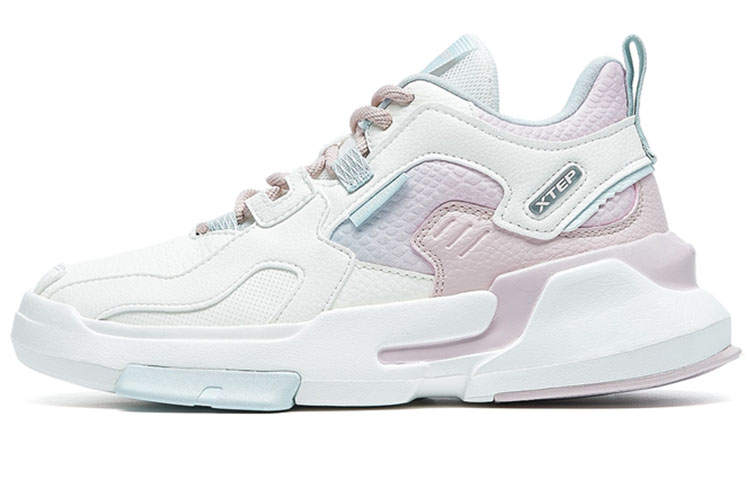 XTEP Slip Resistant Cushioning Abrasion Resistant Low top Sports Skateboard Shoes Women's Beige Pink