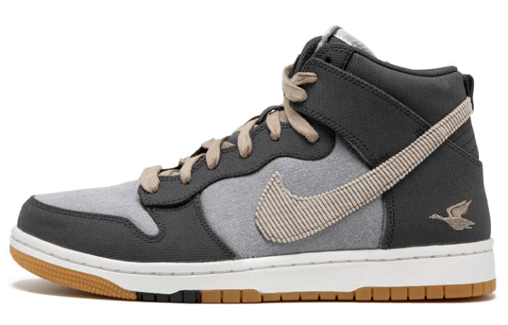 Nike Nike Dunk Cmft Swoosh Sporting Club