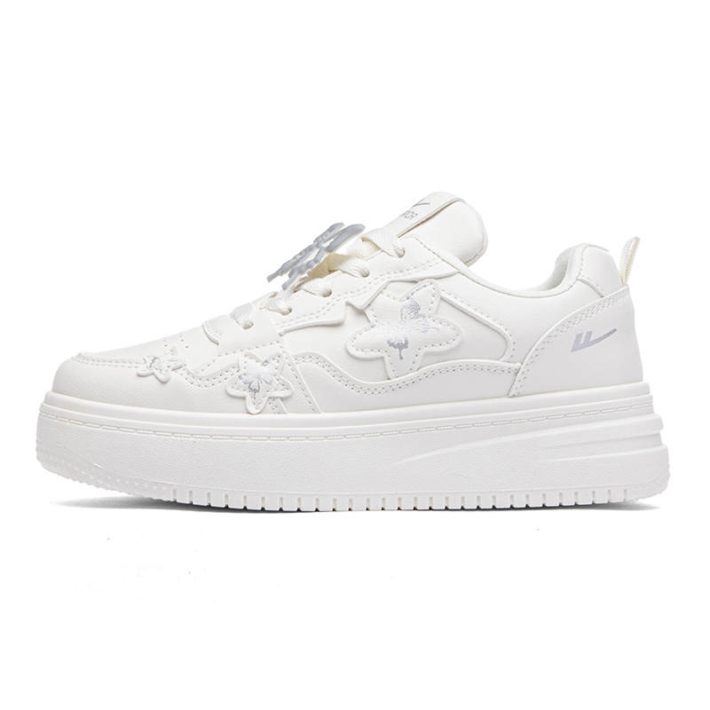 Warrior Coverage Slip Resistant Abrasion Resistant Height Increasing Low top Skateboard Shoes Women's Ecru