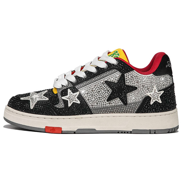 KAALIXTO x LAOBAIBUHEJIU Low top Skateboard Shoes Unisex Black