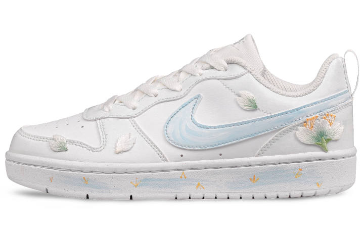 Nike Nike Court Borough Low top Skateboard Shoes GS White Blue
