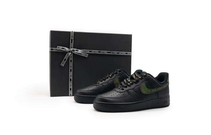 Nike Nike Air Force 1 Slip Resistant Abrasion Resistant Low top Skateboard Shoes Unisex Black
