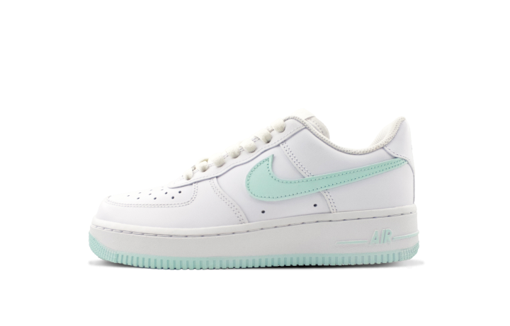 Nike Nike Air Force 1 Slip Resistant Abrasion Resistant Low top Skateboard Shoes Unisex White Green
