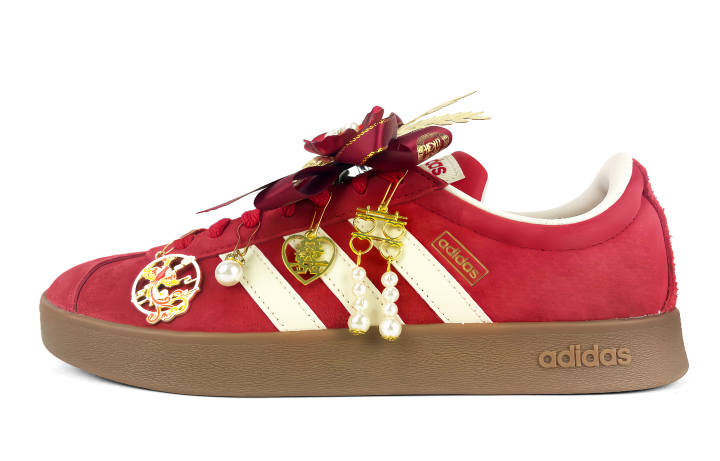 Adidas Adidas Vl Court Classic Enduring Through Time Lightweight Low top Skateboard Shoes Unisex Red
