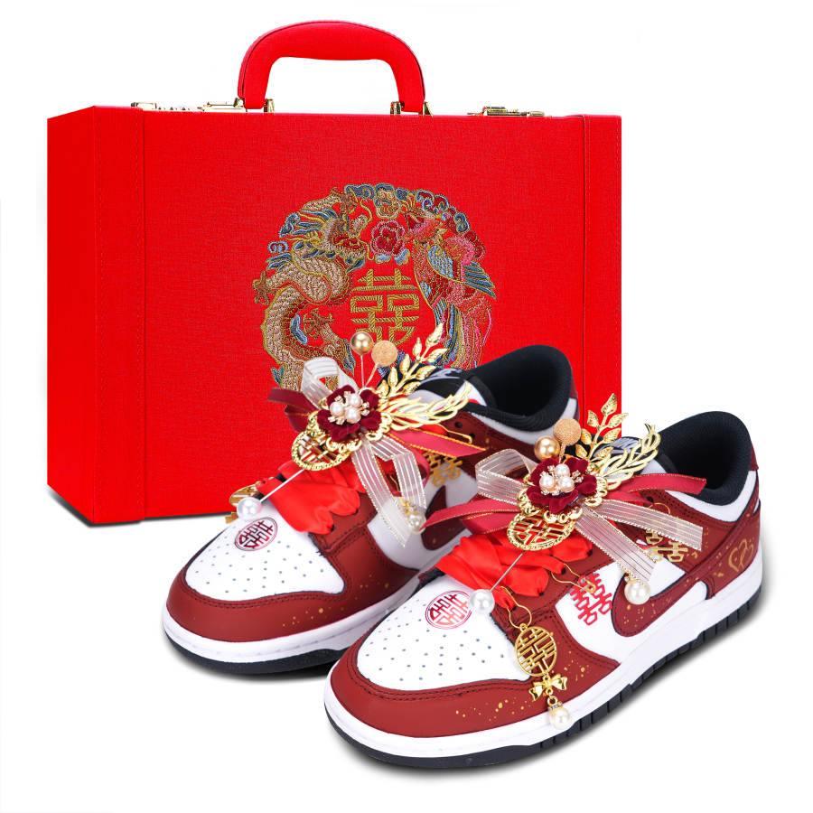 Nike Nike Dunk Abrasion Resistant Abrasion Resistant Low top Skateboard Shoes Unisex Red White