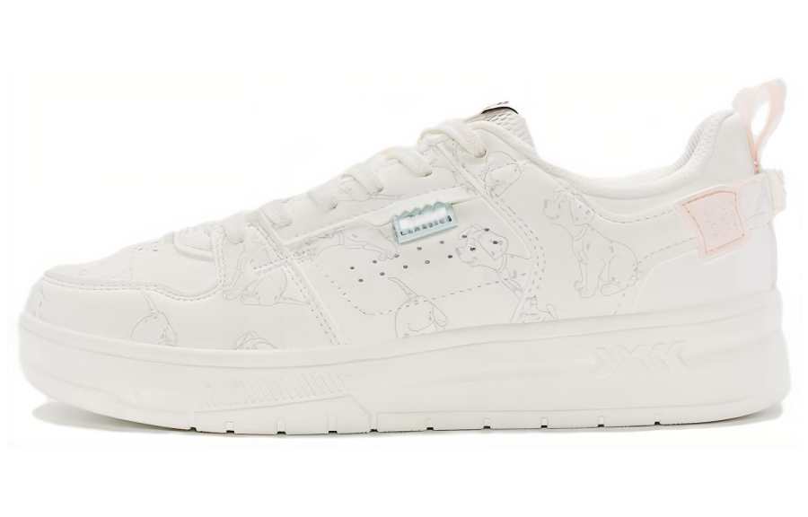 XTEP Slip Resistant, Abrasion Resistant, Breathable Low top Skateboard Shoes Women's Sail White