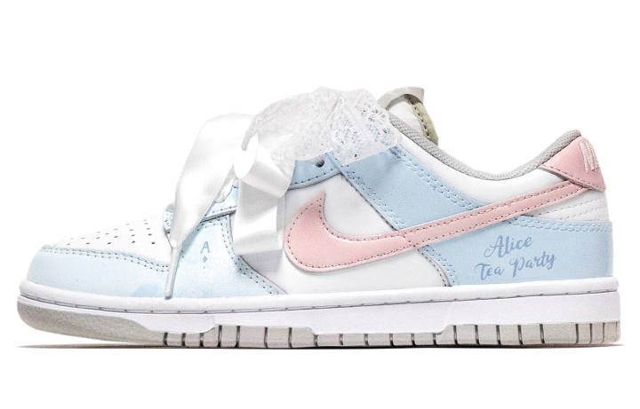 Nike Nike Dunk 668, Alice Camellia Party Low top Skateboard Shoes Unisex Blue Pink
