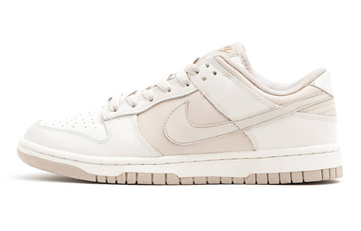 Nike Nike Dunk Low 'Gold Swoosh' Low top Skateboard Shoes Women's Light Brown