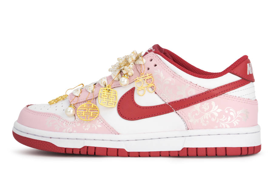 Nike Nike Dunk Wedding Shoes Abrasion Resistant Abrasion Resistant Low top Skateboard Shoes Unisex Pink