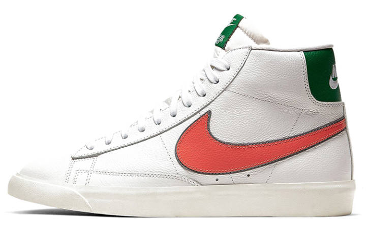 Nike Nike Stranger Things X Blazer Mid 'Hawkins High'