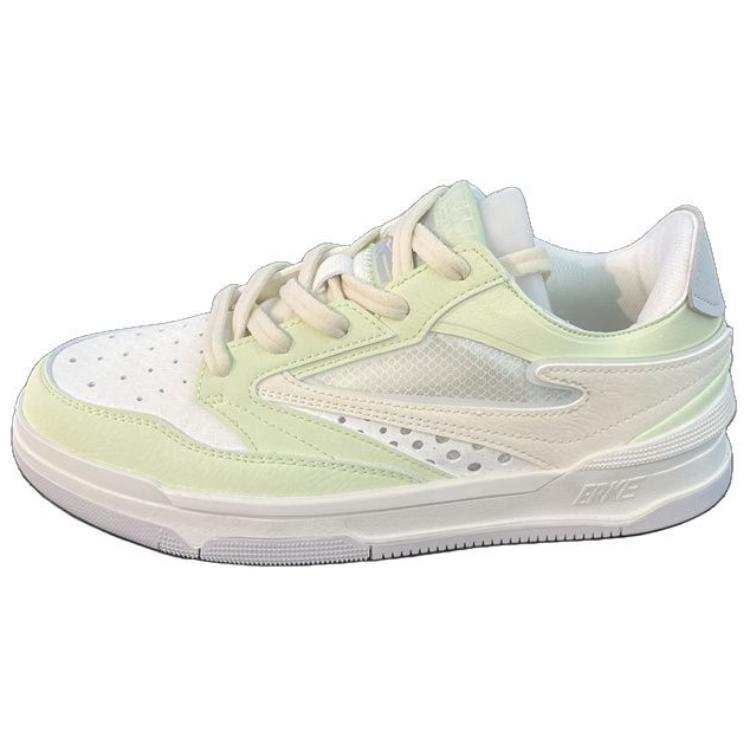 Erke Athleisure Slip Resistant Abrasion Resistant Low top Skateboard Shoes Women's Microcrystal White