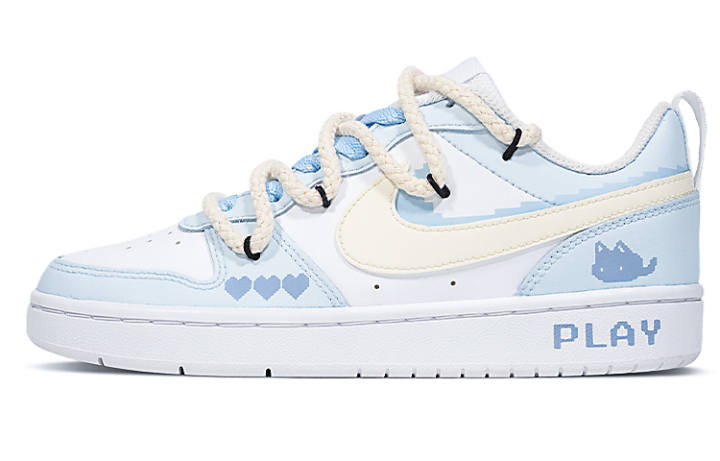 Nike Nike Low 2 Low top Skateboard Shoes Women's Beige