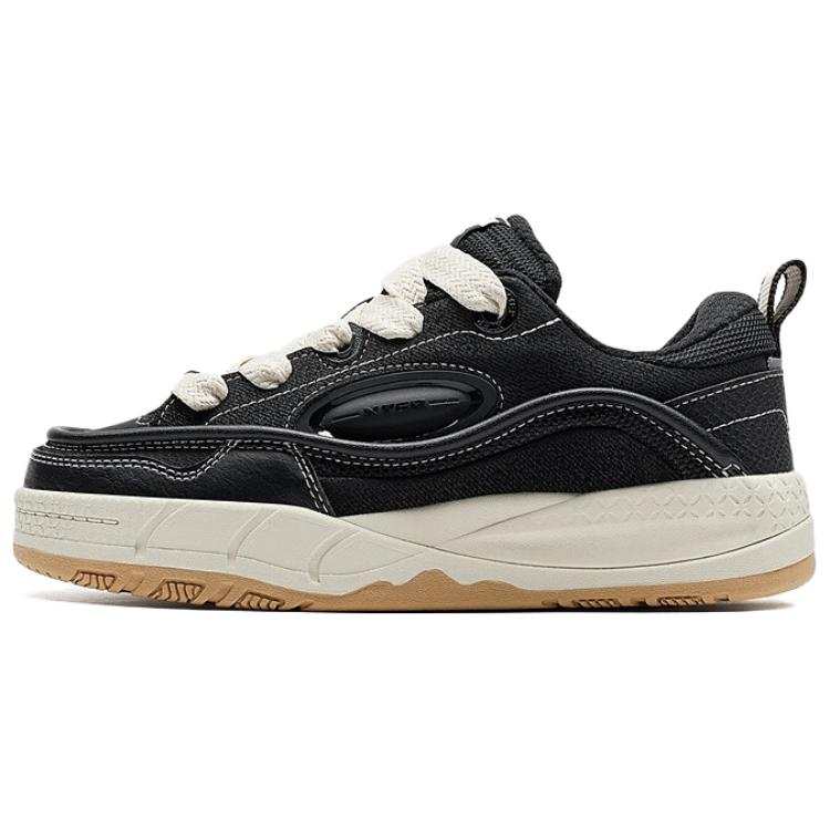XTEP Slip Resistant Abrasion Resistant Low top Skateboard Shoes Women's Black
