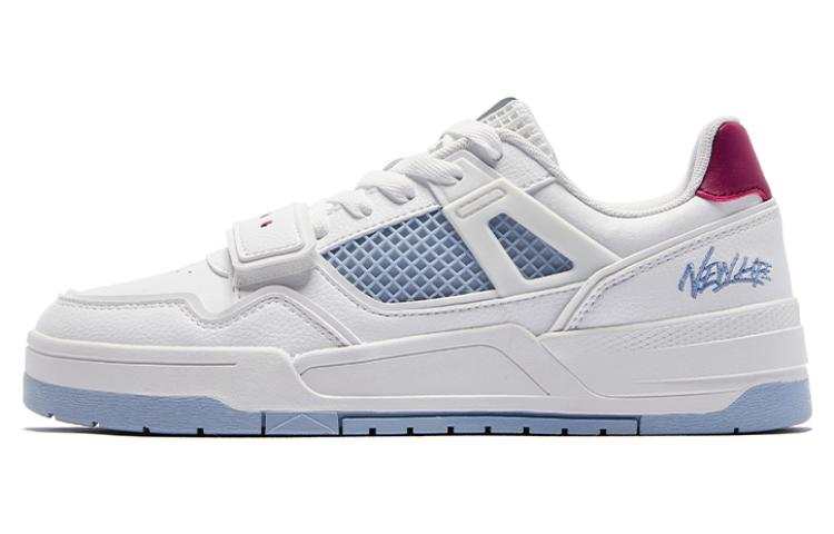 QIAODAN Slip Resistant Lightweight Non slip Lightweight Low top Skateboard Shoes Women's Purple White