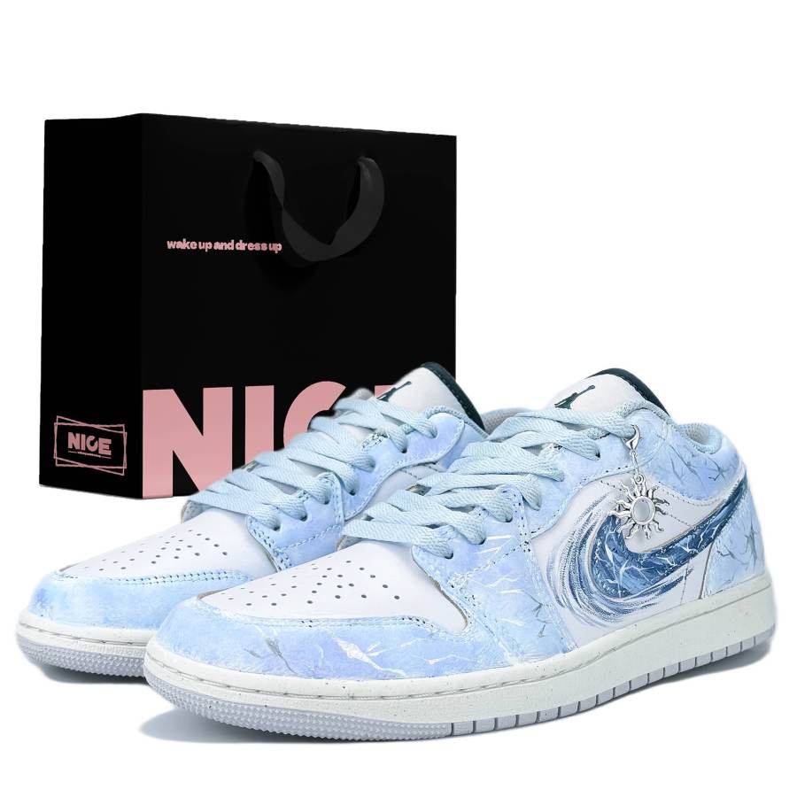 Jordan Jordan Air Jordan 1 Abrasion Resistant Low top Skateboard Shoes Men's Sky Blue