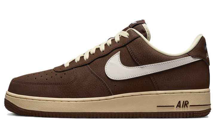 Nike Nike Air Force 1 '07 Low top Skateboard Shoes Men's Brown White