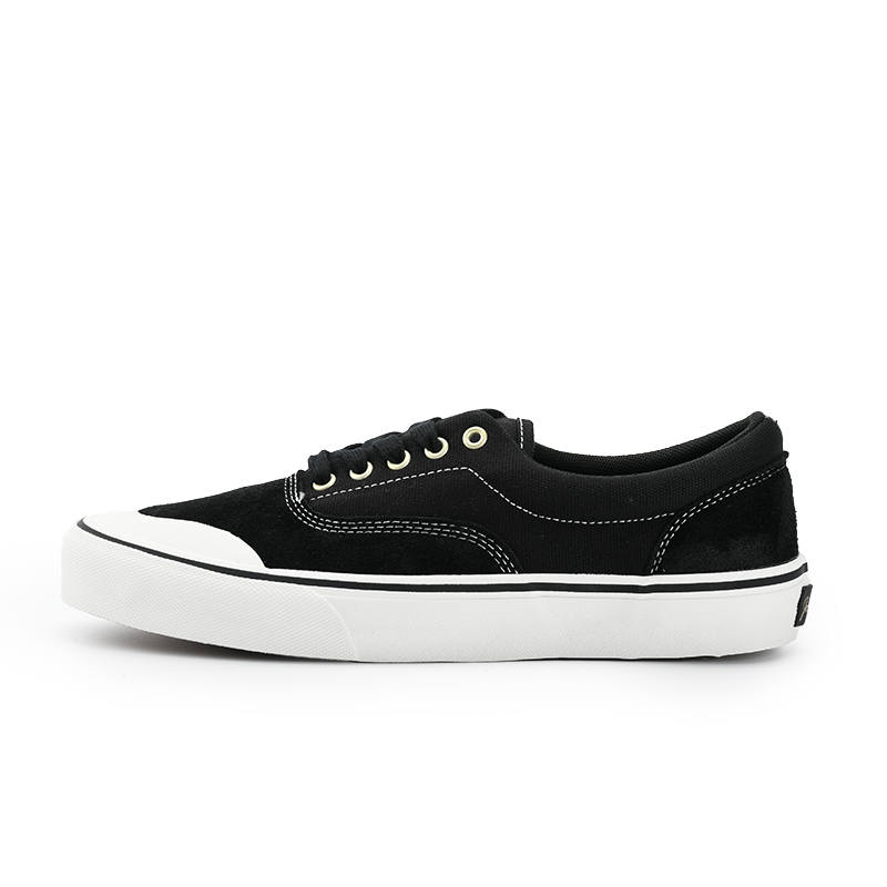 GOLUCK GOLUCK Basic Pro Coverage Lightweight, Breathable, Slip Resistant Low top Skateboard Shoes Unisex Black White