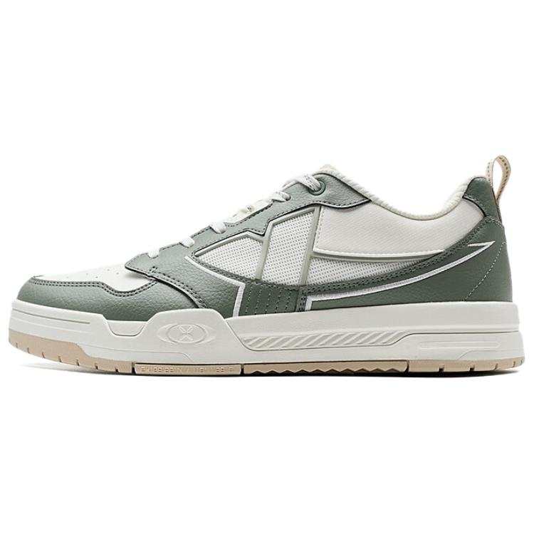XTEP Slip Resistant And Abrasion Resistant Coverage Low top Skateboard Shoes Men's Green White