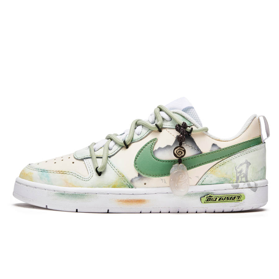 Nike Nike Court Borough Freedom Panda, Mountain Breeze Slip Resistant Low top Skateboard Shoes GS Yellow Green