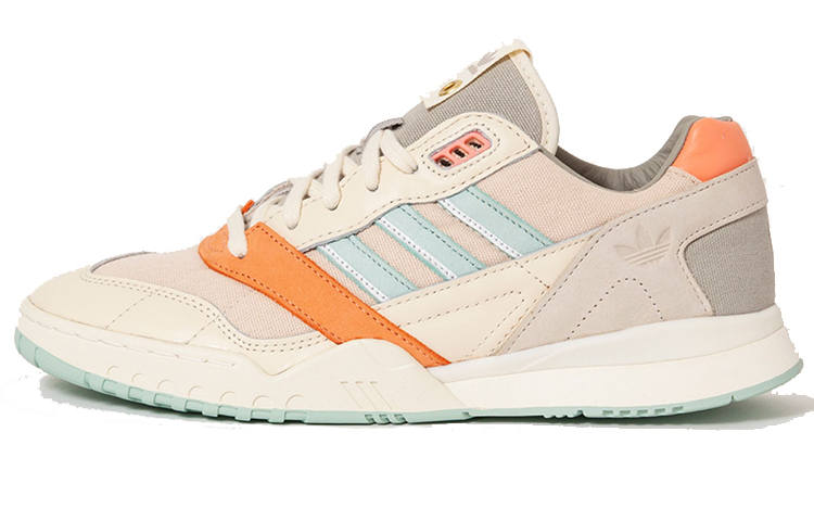 Adidas Originals The Next Door x Adidas Originals A.R. Trainer