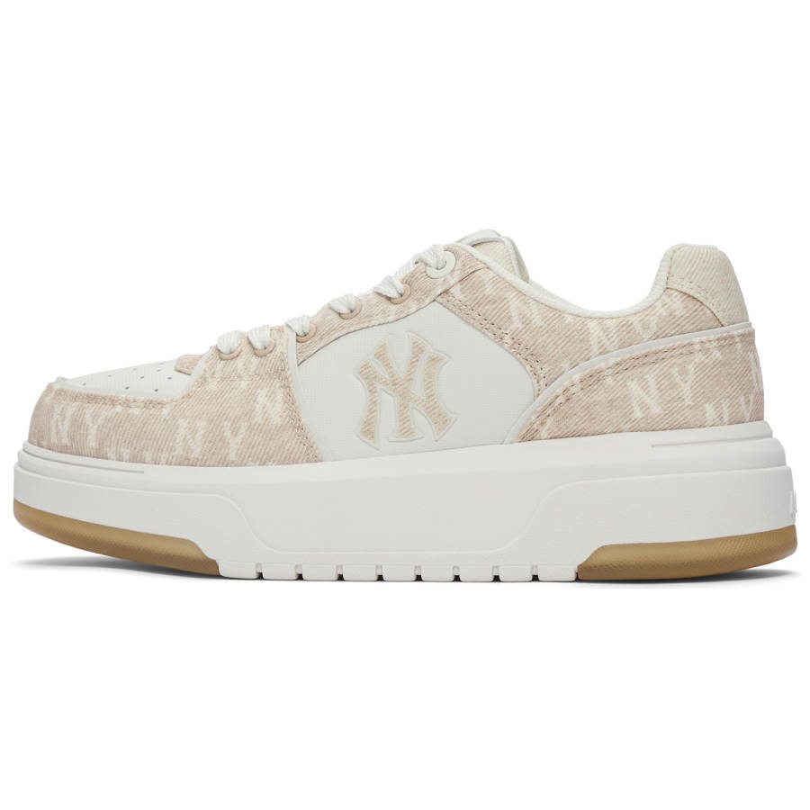 MLB New York Yankees Low top Skateboard Shoes Unisex Beige Yellow