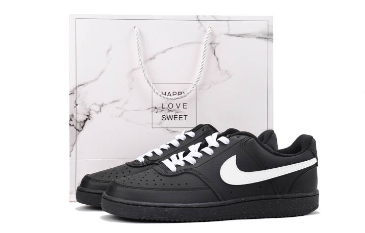 Nike Nike Air Force 1 Coverage Slip Resistant Low top Skateboard Shoes Unisex Black White
