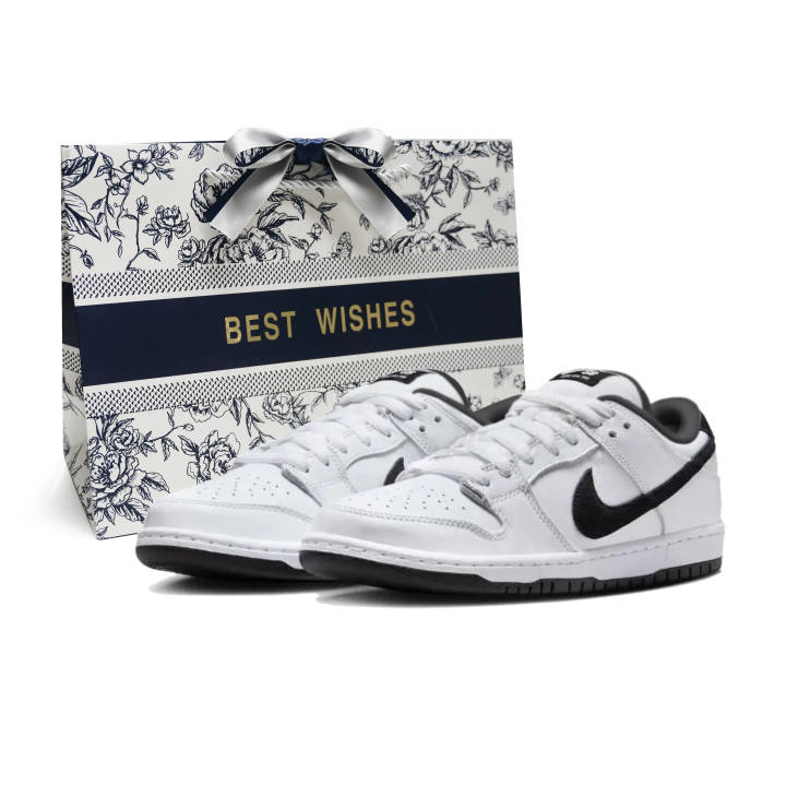 Nike Nike Dunk Oreo Low top Skateboard Shoes Unisex Black White