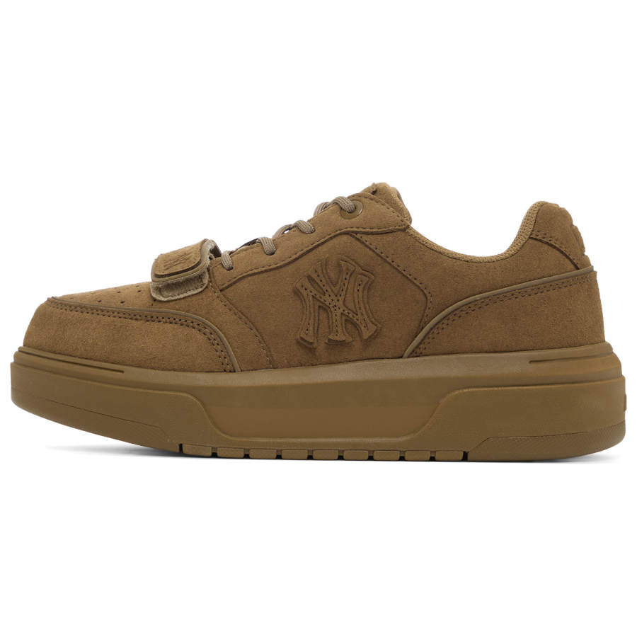 MLB New York Yankees Slip Resistant Abrasion Resistant Low top Skateboard Shoes Unisex Brown