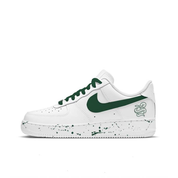 Nike Nike Air Force 1 Coverage Thermal Coverage Low top Skateboard Shoes Women's White Green