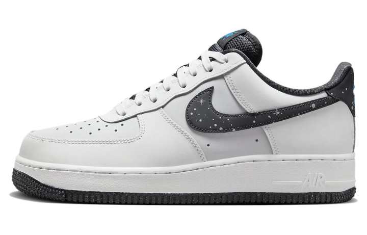 Nike Nike Air Force 1 Low '07 Starry Swoosh
