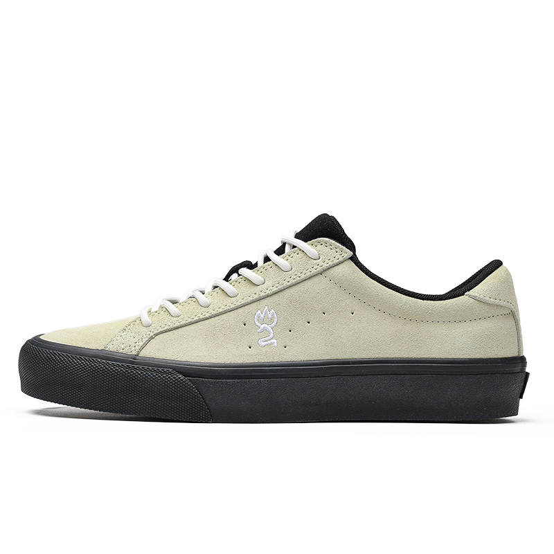 GOLUCK The Big Dipper Abrasion Resistant Low top Skateboard Shoes Unisex