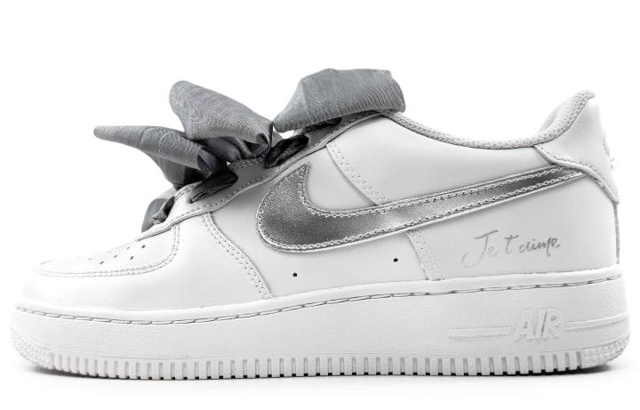 Nike Nike Air Force 1 Slip Resistant Abrasion Resistant Low top Skateboard Shoes Unisex Silver White