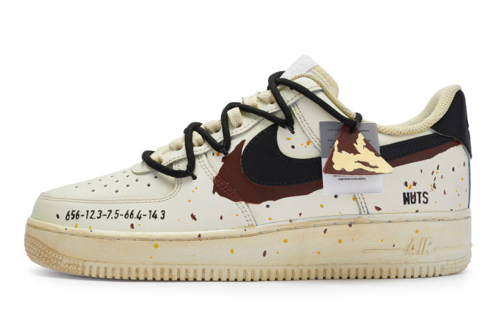 Nike Nike Air Force 1 Slip Resistant Slip Resistant Low top Skateboard Shoes Women's Beige Brown Black