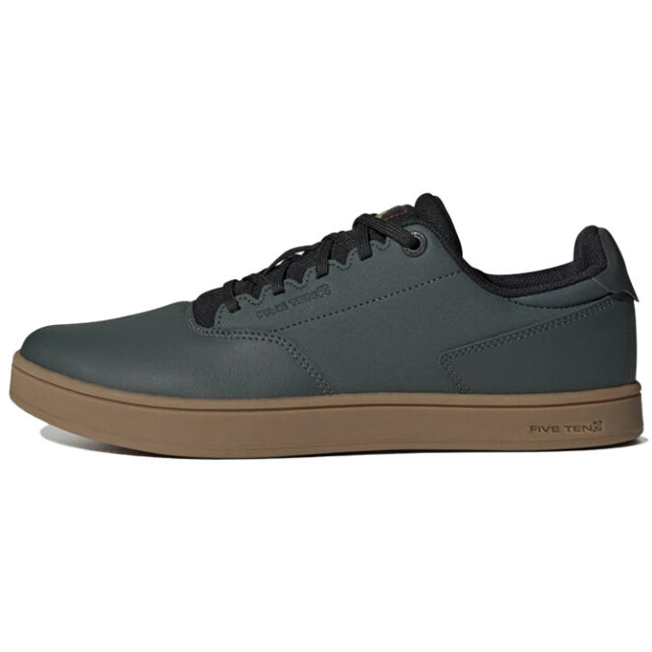 Adidas Adidas 5.10 District Flats