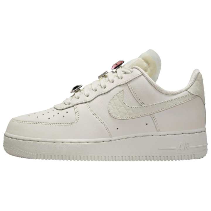 Nike Nike Air Force 1 Leather Slip Resistant Abrasion Resistant Low top Skateboard Shoes Women's White
