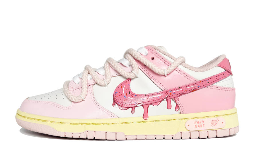 Nike Nike Dunk Strawberry, Donut Abrasion Resistant Low top Skateboard Shoes Women's Pink