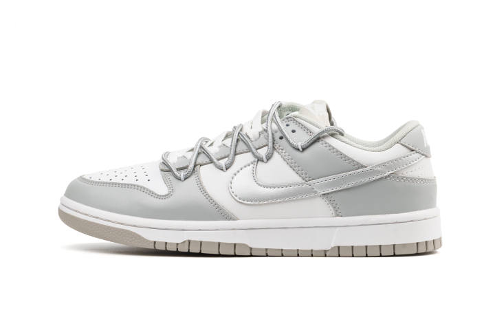 Nike Nike Dunk Cushioning Low top Skateboard Shoes Women's Silver