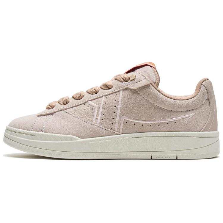 XTEP Minimalist Style Slip Resistant Abrasion Resistant Low top Skateboard Shoes Women's Pink