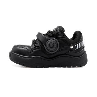 Cat&Sofa Headphones Collection Black Warrior Slip Resistant Slip Resistant Low top Skateboard Shoes Unisex Black