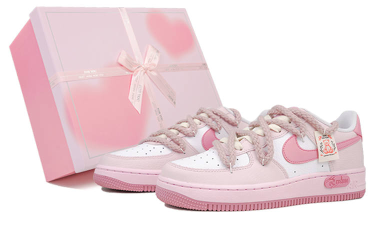 Nike Nike Air Force 1 RISK Bear Sweetheart Slip-Resistant Cushioning Wear-Resistant Low-Top Skateboard Shoes Women's Pink